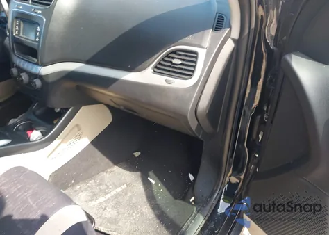 2017 Dodge Journey Sxt z USA, uszkodzony, nr VIN 3C4PDCBG5HT537136